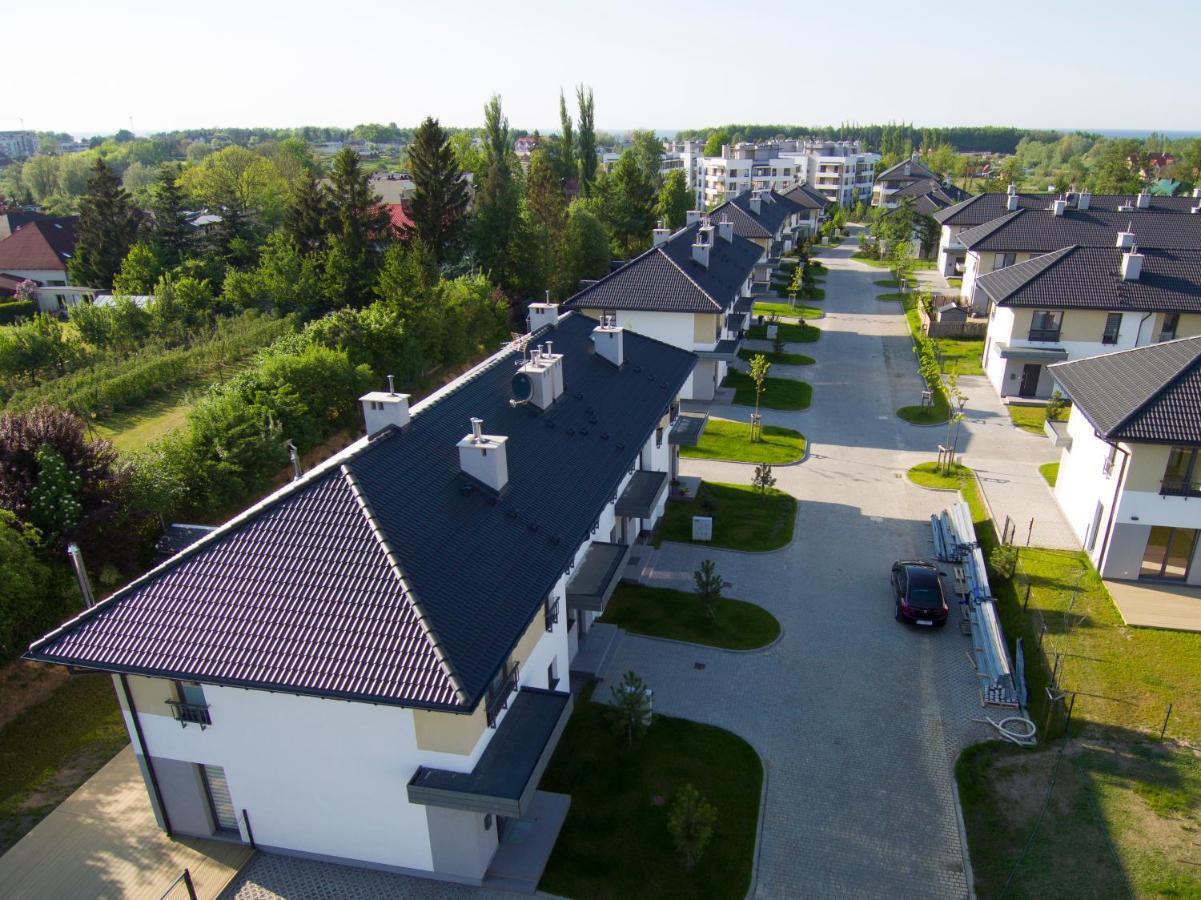 Marina I Dom Rodzinny - Basen Zewnetrzny, Kort Tenisowy, Silownia, Plac Zabaw, Boisko - 365Pam Ustronie Morskie Extérieur photo